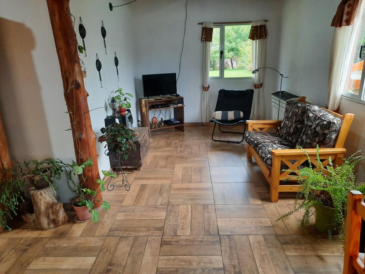 El Jarillal Chalet De Montana A Pasos Del Lago ลาโกปวยโล ภายนอก รูปภาพ